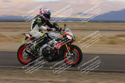 media/Sep-11-2022-SoCal Trackdays (Sun) [[81b7e951af]]/Back Straight Speed (850am)/